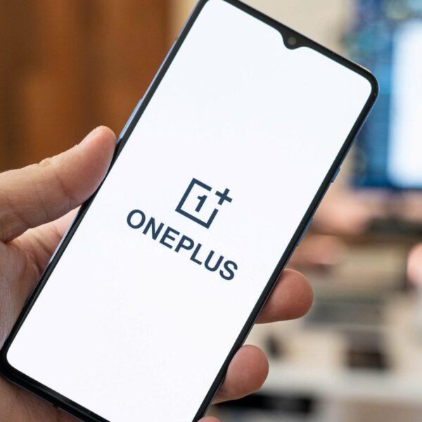 Компания OnePlus провела редизайн своего логотипа (dsc06266)