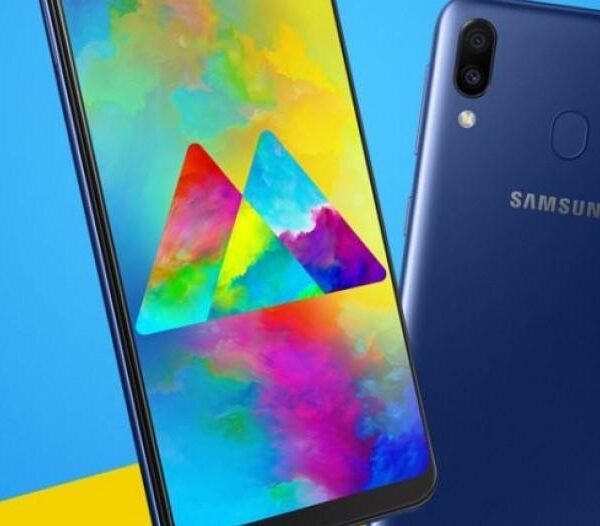 Компания Samsung представила смартфон Samsung Galaxy M21 (gsmarena 001)