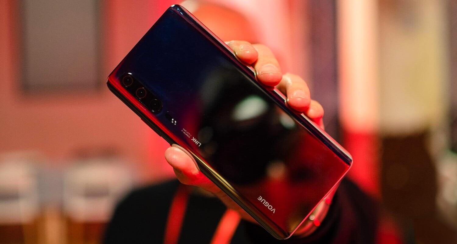 В сети появилось первое примерное изображение Huawei P40 Pro 2 huawei p30 2