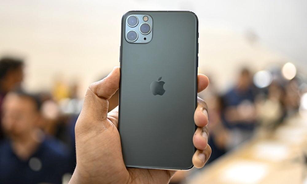 Поставки Apple iPhone задержатся на несколько месяцев 2 iphone 11 pro max giveaway enter to win a free iphone 11 pro max