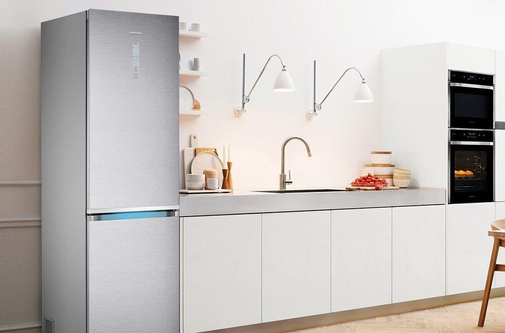 1511039073 top 3 holodilnikov samsung s tehnologiey space max
