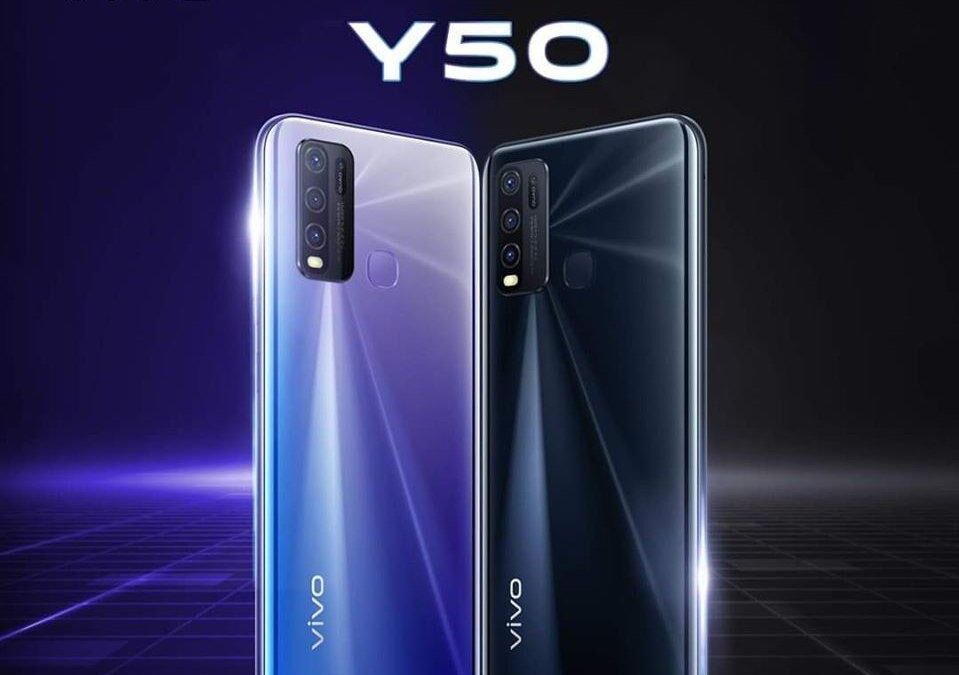 Задняя панель Vivo Y50 с четырьмя камерами и сканером отпечатков пальцев