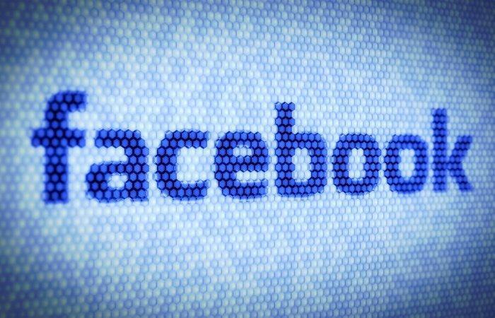 Facebook для Android меняет интерфейс для лучшего использования одной рукой 1 facebook700