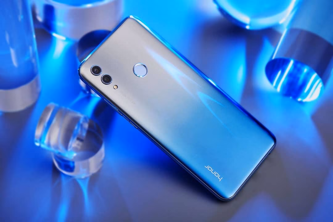 Honor предлагает российским покупателям скидки до 60% 2 h10 lite