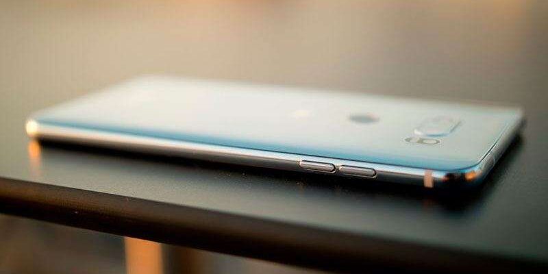 LG показала новый дизайн будущего смартфона (lg v30 12)
