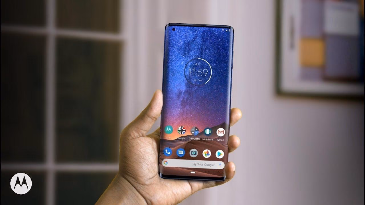 Motorola представила флагманский смартфон Motorola Edge Plus 3 maxresdefault 18