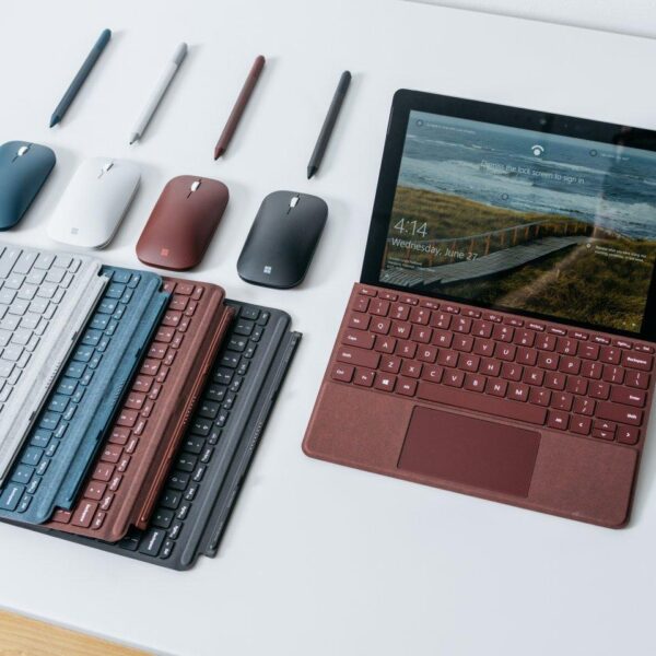 Microsoft Surface Go 2 может появиться через несколько недель (microsoft surface go tablet vs apple ipad apps large)