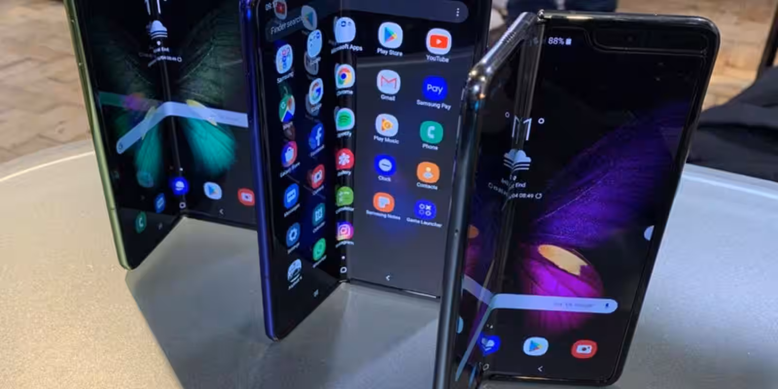 Раскрыты подробности о дисплее складного смартфона Samsung Galaxy Fold 2 2 samsung fold