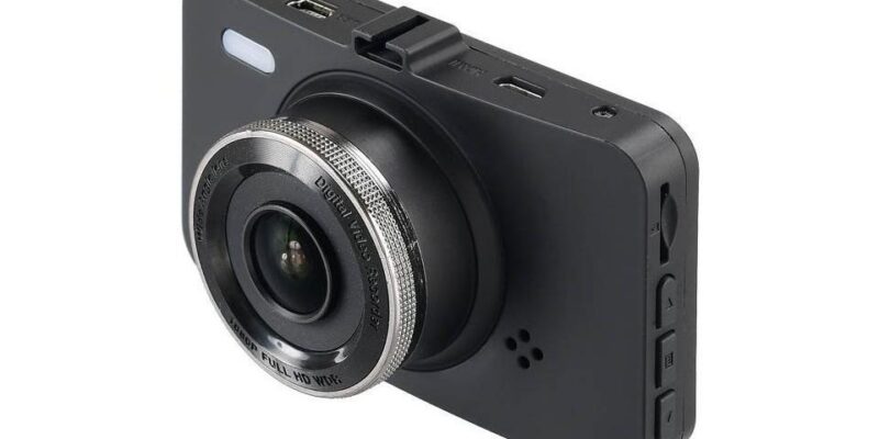 Xiaomi выпустила видеорегистратор Mi Smart Dashcam за 56 долларов (0 960x720 1)