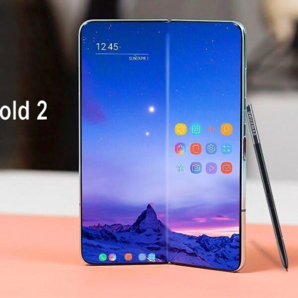 Samsung Galaxy Fold 2 получит очень большой экран (1587442627 maxresdefault 36)