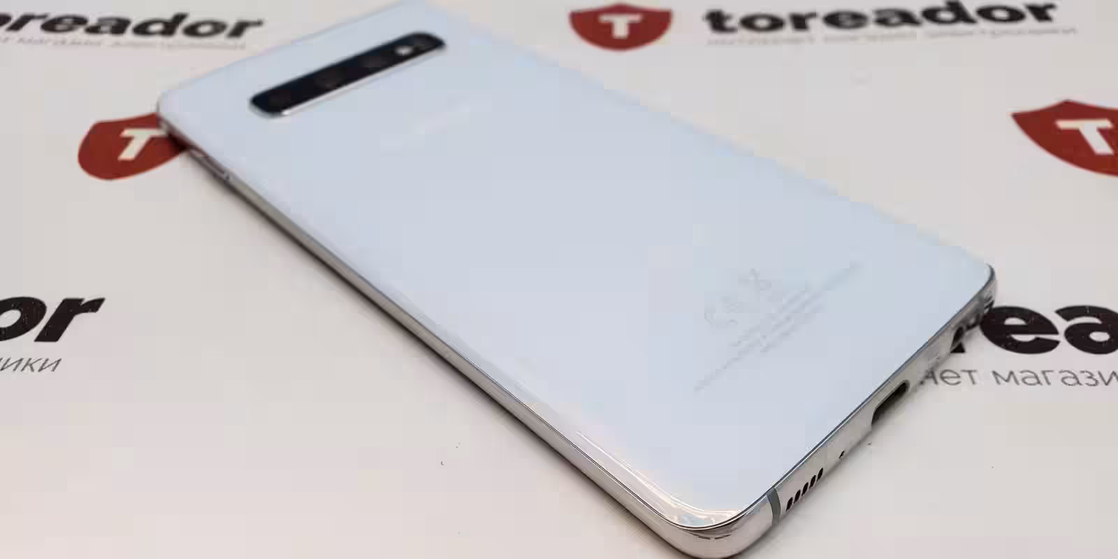 Задняя панель Samsung Galaxy S10+ с керамической крышкой