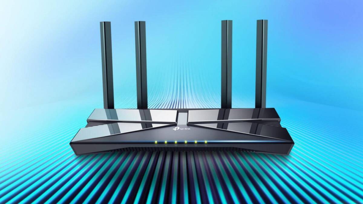 TP-Link представила новый роутер для Российского рынка 5 Современный роутер TP-Link с четырьмя антеннами и светодиодными индикаторами
