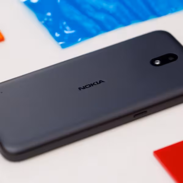 androidpit nokia 1 3 back logo scaled 1