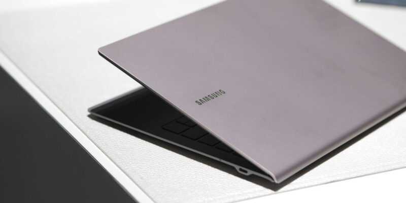 Samsung представила ноутбук Galaxy Book S (cmb 7738 scaled 1)