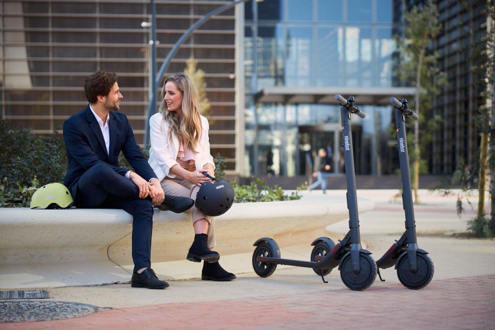 Ninebot-Segway выпустила электросамокат KickScooter E22 в России (eg 1215 min scaled)