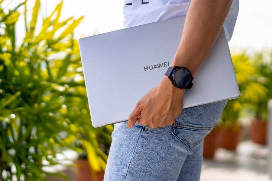 Huawei представил обновлённые ноутбуки MateBook D в России 6 huawe_matebookd_lifestyle-12_1579222812