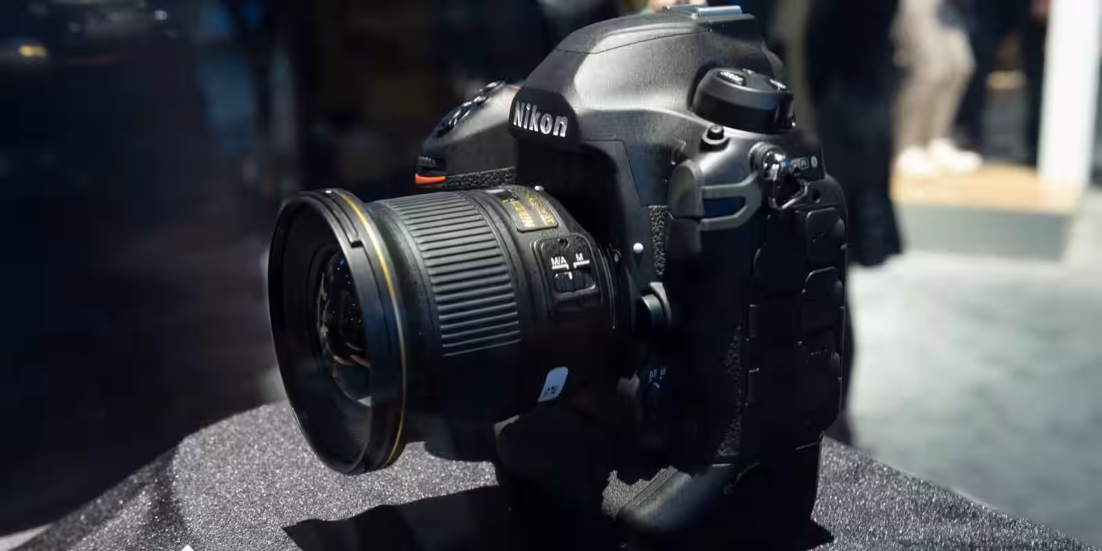 Продажи зеркальной камеры Nikon D6 начнутся уже 21 мая 2 nikon-at-the-2020-ces-show-in-las-vegas-6-1-2