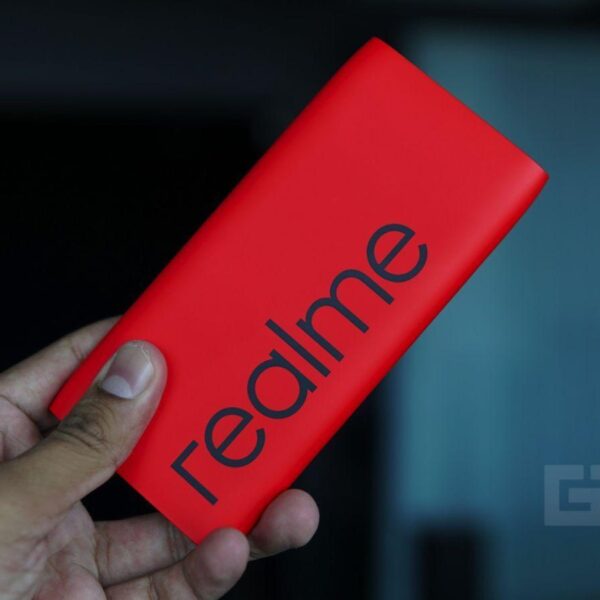 Realme анонсировала два портативных зарядных устройства (realme 10000 mah power bank size)