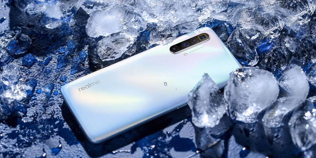 Realme представила смартфон Realme X3 SuperZoom 4 realme x3 superzoom arctic white b 1590493239