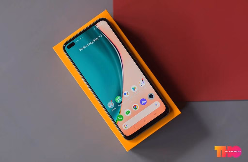В сеть утекли изображения смартфона Realme X3 SuperZoom 3