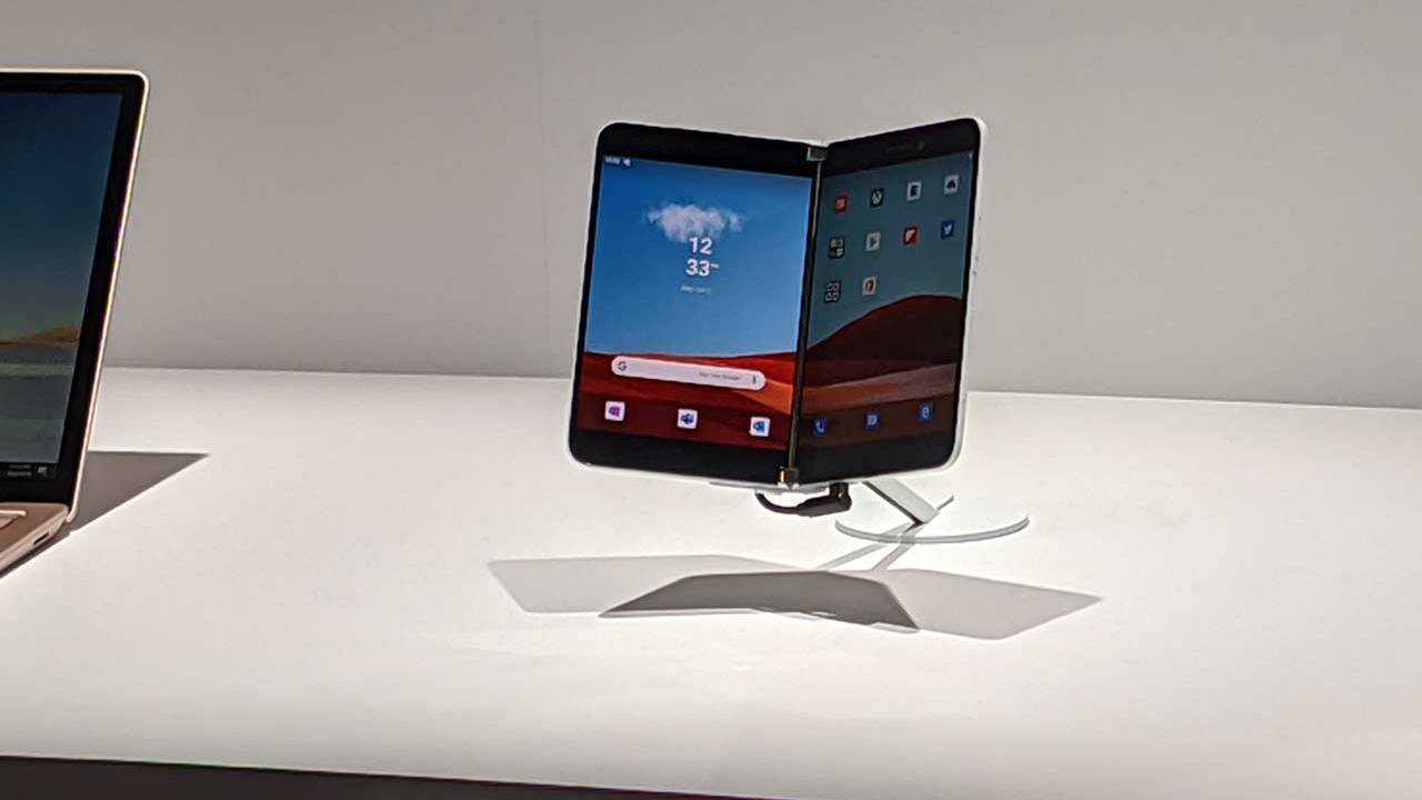 Surface Duo планируют выпустить в 2020 году 1 surface22235waegwe2 1280x720 1