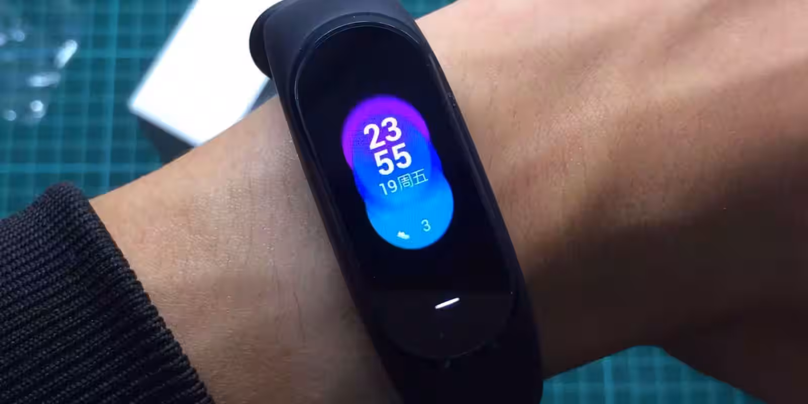 В сеть утекли "живые" фото Xiaomi Mi Band 5 3 xiaomi mi band 4 5 3
