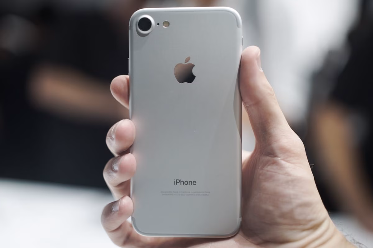 iPhone 7 признан самым популярным смартфонов у россиян 3 apple iphone 7 smartphone 2