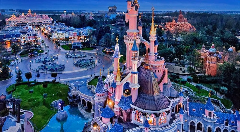 Disney поэтапно открывает свои парки в июле 2 disnejlend paris 1