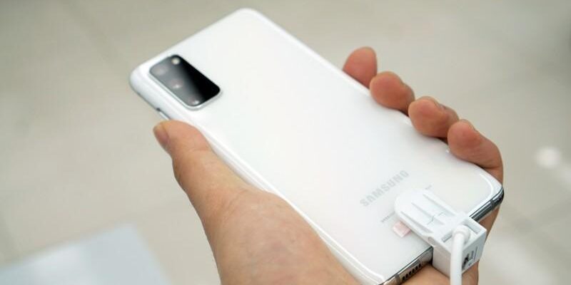 Samsung анонсировала ограниченную версию смартфона Galaxy S20 Ultra White Limited Edition (dsc08983)
