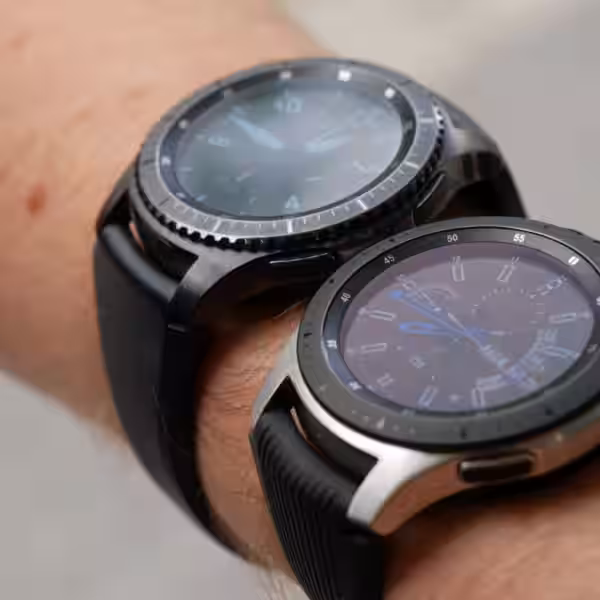 galaxy watch vs gear s3 4