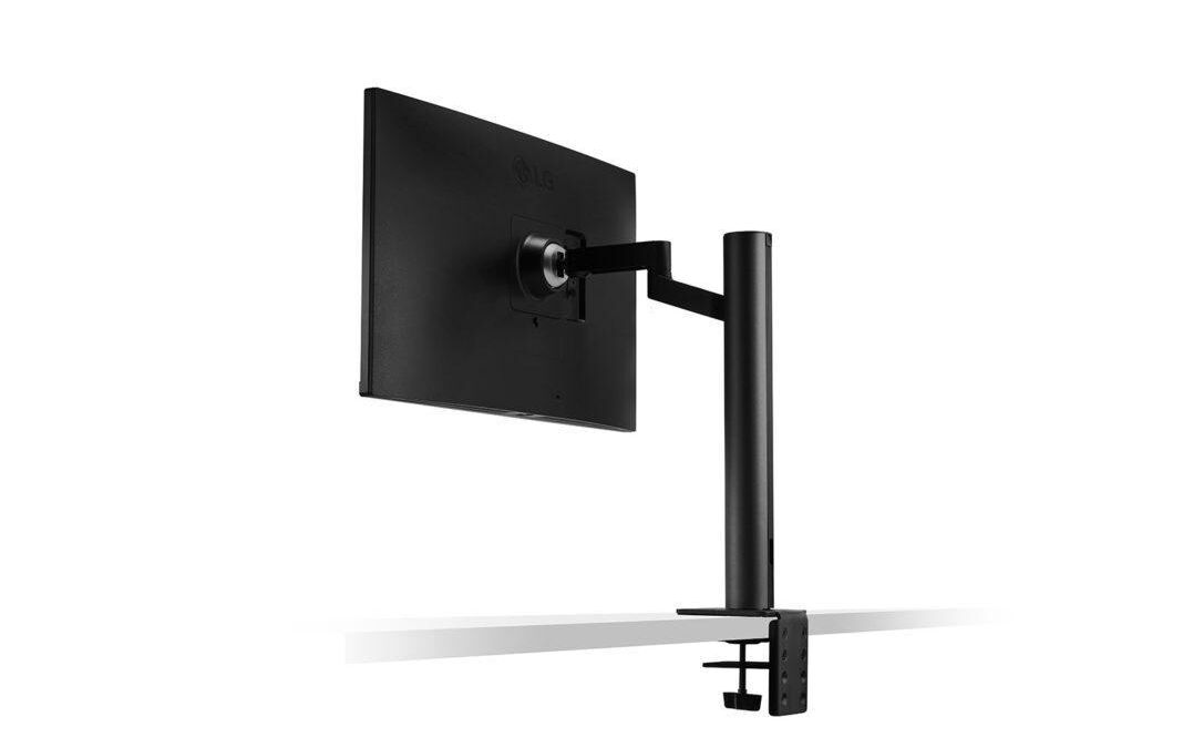 Черный монитор LG Ergo с креплением к столу