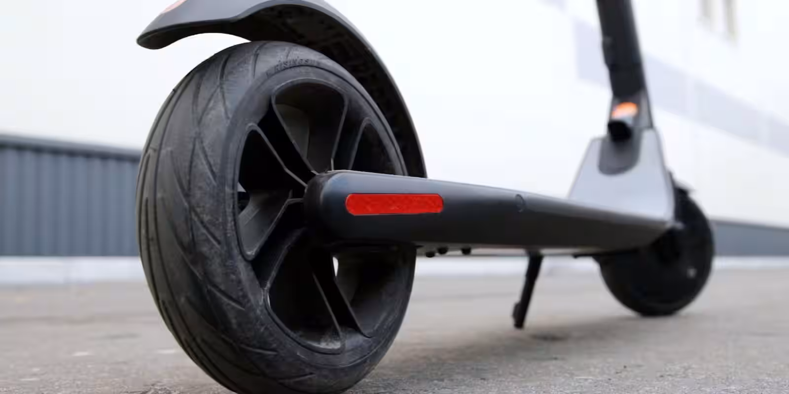Xiaomi представила электросамокат Ninebot ES1L 4 5a2a81c0c8f48 23