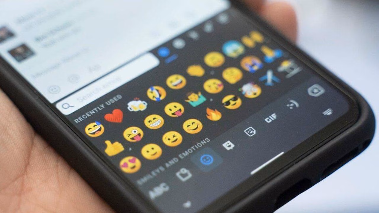 gboard emoji android 1 1280x720 1