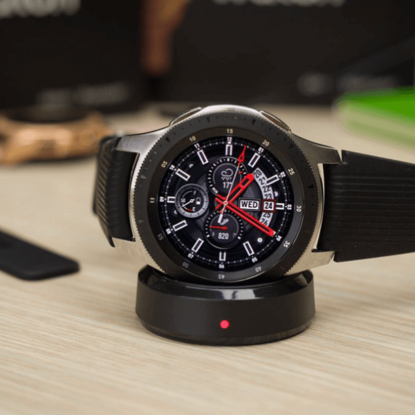 Живые фото Samsung Galaxy Watch 3 демонстрируют часы во всей красе (samsung galaxy watch 3 wins bluetooth certification in five different variants)