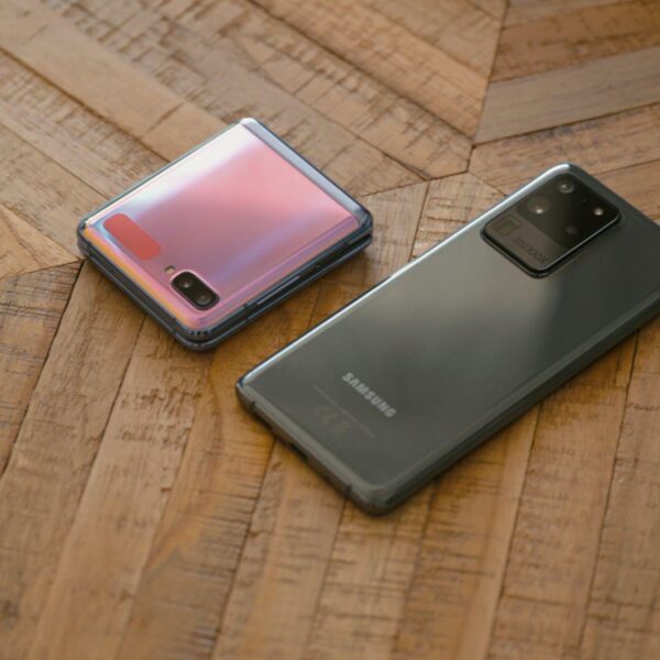 Будущий складной смартфон Huawei будет похож на Galaxy Z Flip (samsung galaxy z flip 1 of 10 large)