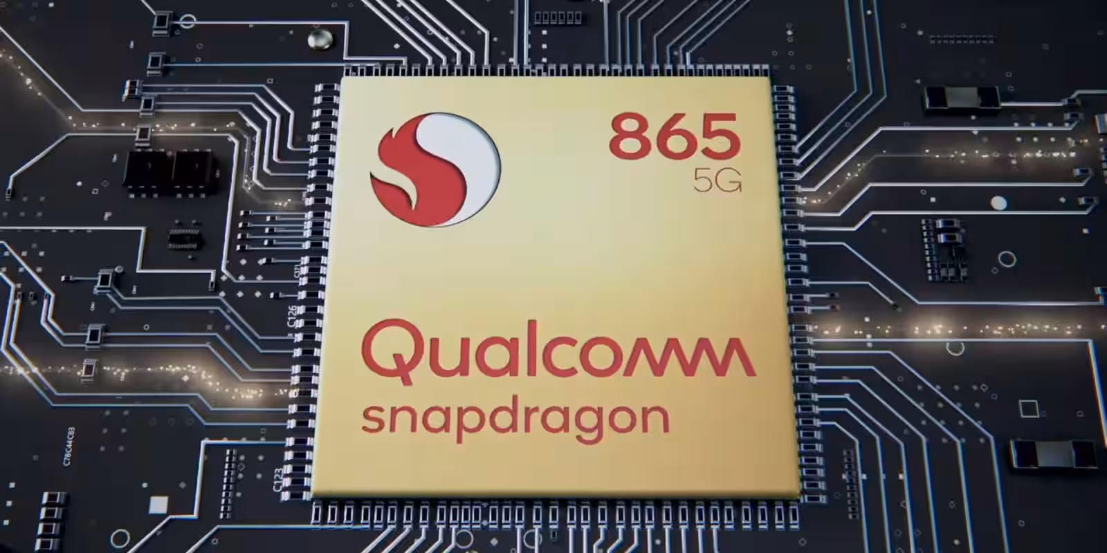 Кремниевый чип Qualcomm Snapdragon 865 на материнской плате