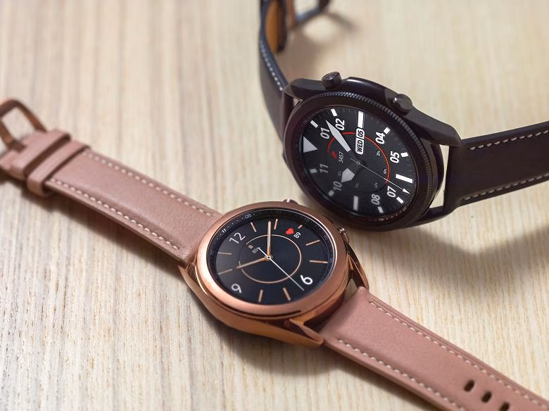 Samsung Galaxy Watch 3 позируют на живых фото прямо перед релизом 3 2 2