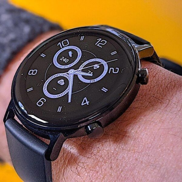 В сеть утекли официальные изображения Huawei Watch GT2 Pro (image 1)
