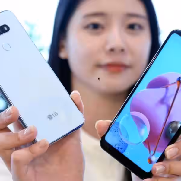 lg q92 5g mchitsya k relizu 1