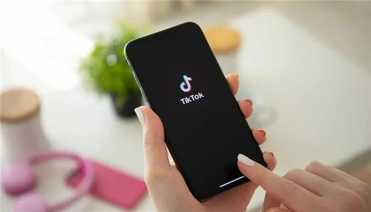 У TikTok появился новый конкурент. Instagram официально запускает видеосервис Reels (tiktok)