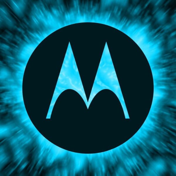 Motorola представила бюджетный смартфон Moto E7 Plus (0237e499a25258cd8df453433b0e57da)