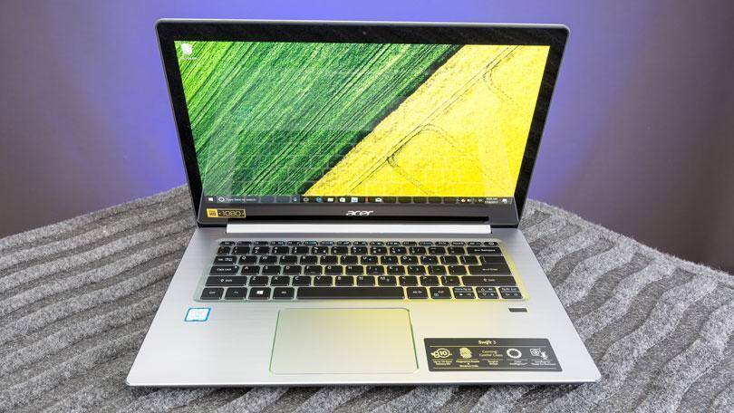 ноутбук Acer Swift 5 с дисплеем и клавиатурой
