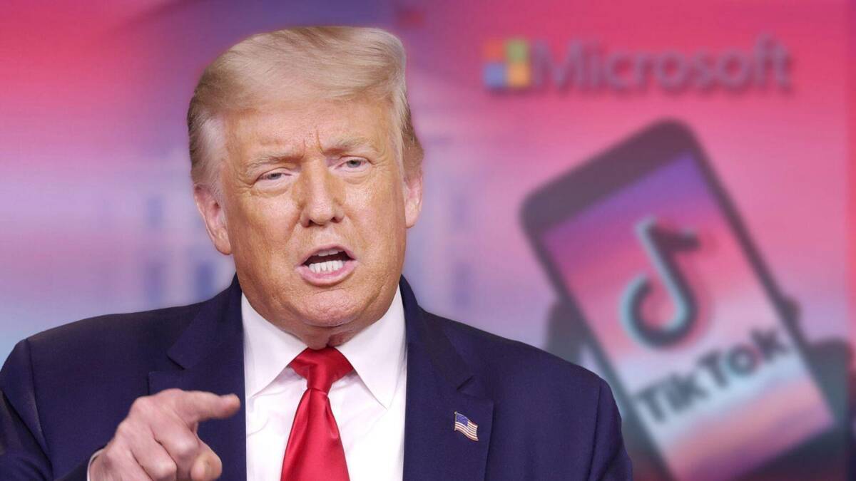 Дональд Трамп говорит, рука поднята жестом