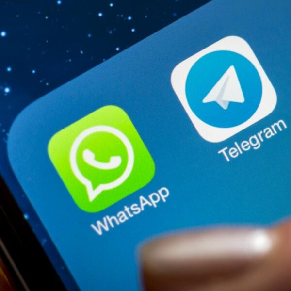 WhatsApp Web получит защиту отпечатком пальца (fransa dan mesajlasma uygulamalarina yasak)