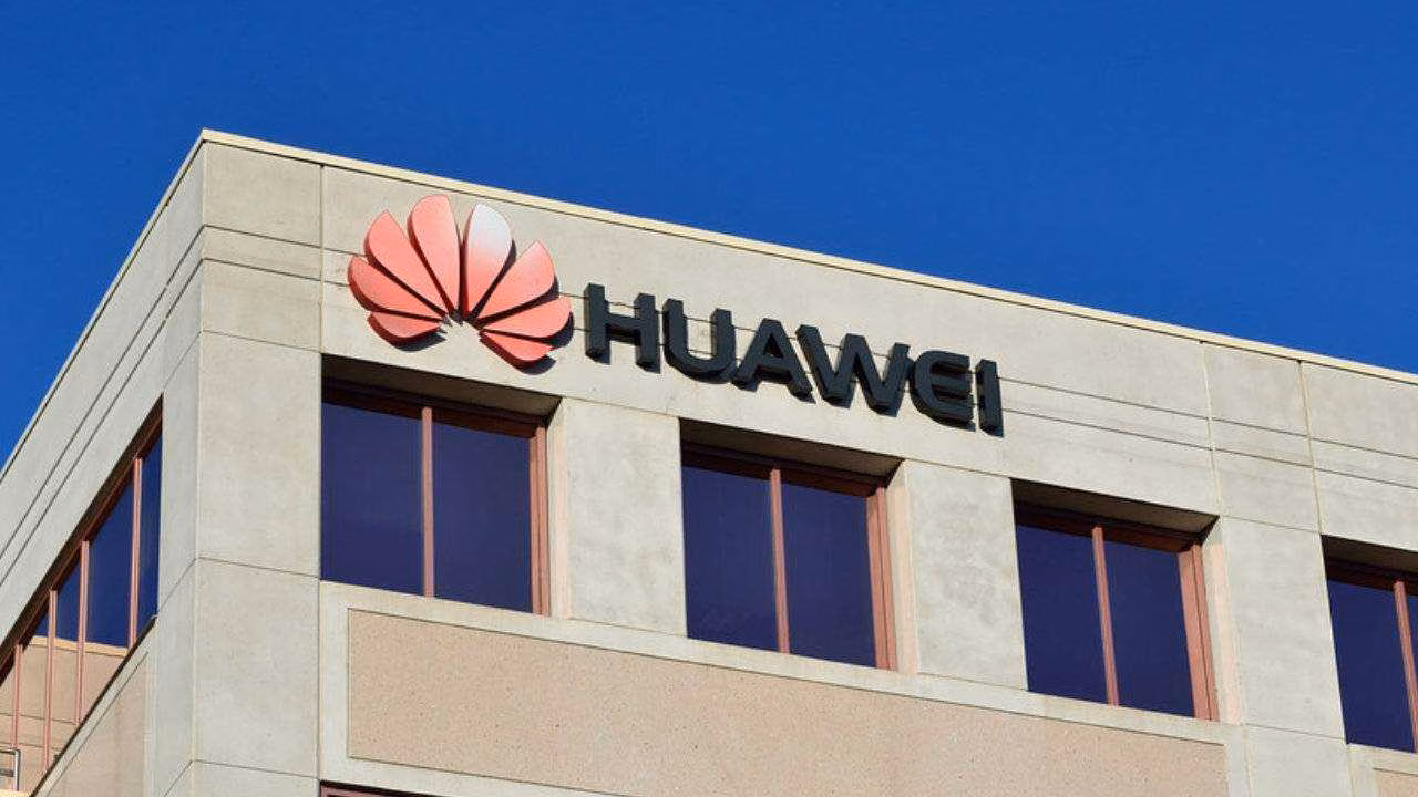 Huawei ждёт обвала в продажах смартфонов 3 huawei cc0 creative commons search 1280x720 1