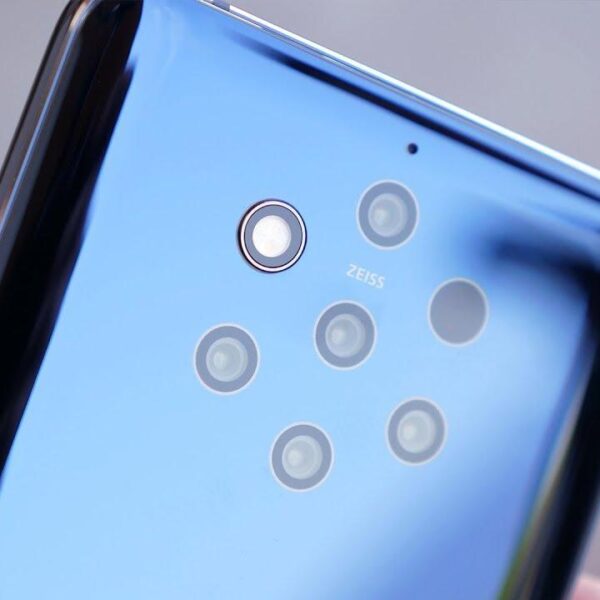 Huawei запатентовала смартфон с 5 задними камерами (maxresdefault 3)