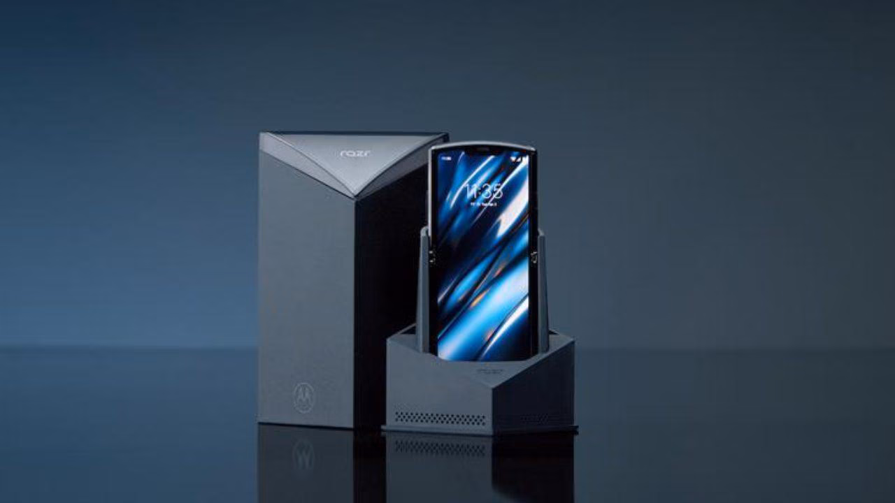 Motorola представит складной смартфон Moto Razr 10 сентября 3 moto razr 2019 1280x720 1