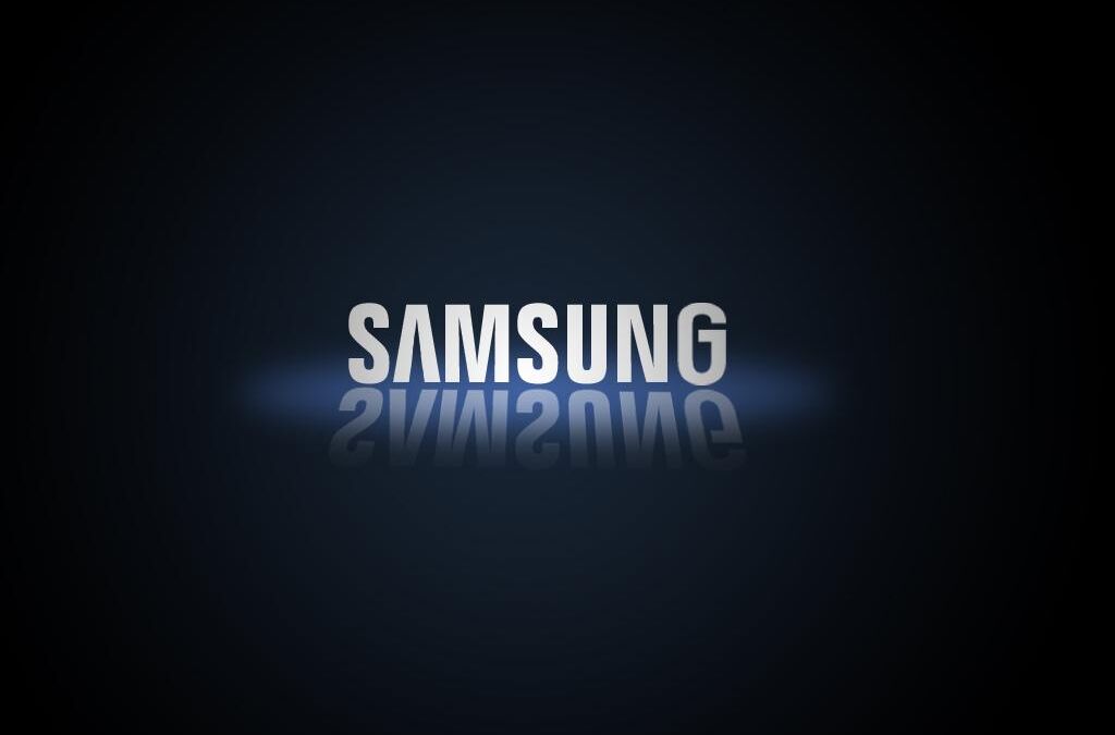 Логотип Samsung с эффектом сияния на черном фоне