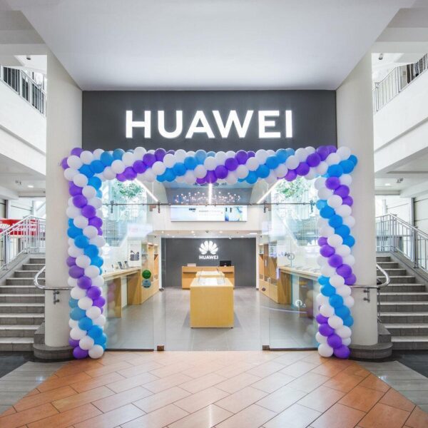 Huaewei откроет в России 50 новых розничных магазинов (xxl)