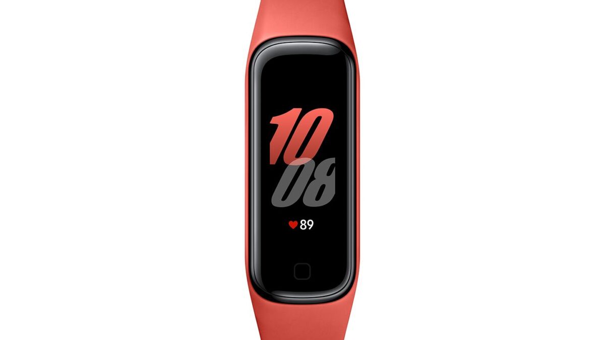 Фитнес-браслет Samsung Galaxy Fit2 с отображением времени и сердечного ритма